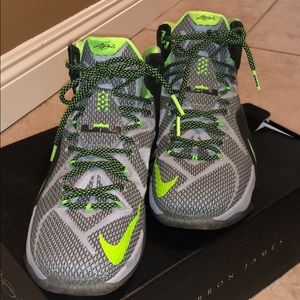 Worn a few times on an inside court LeBron XII